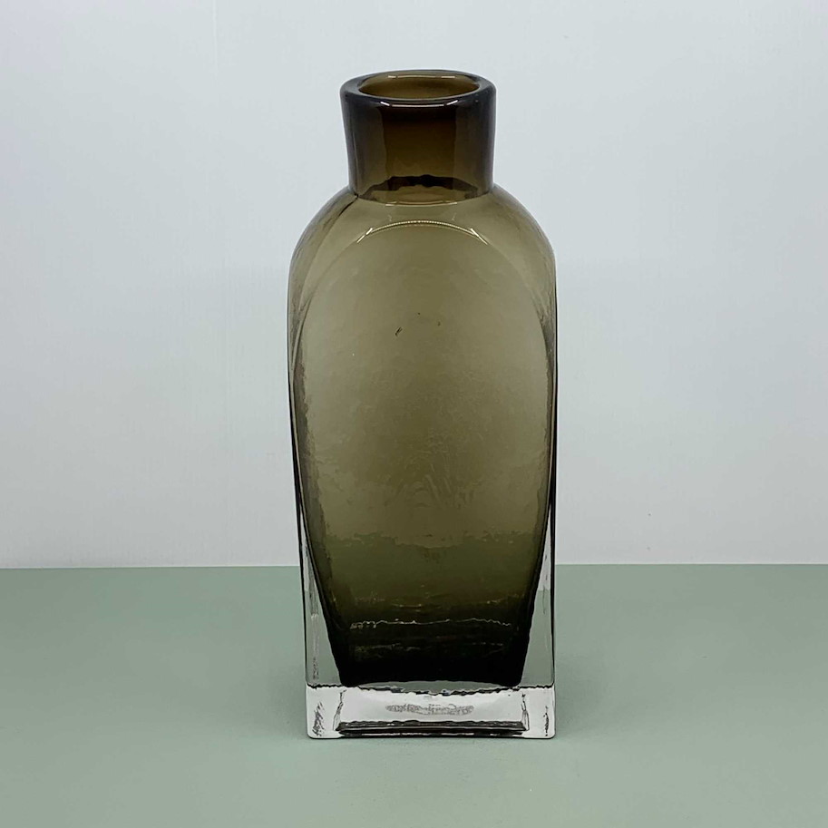 Vase Glas braun H:27xD:10.5x7cm