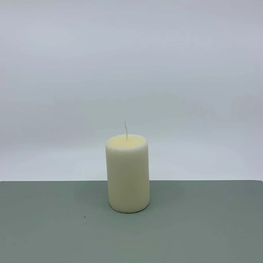 Kerze creme 6x10cm