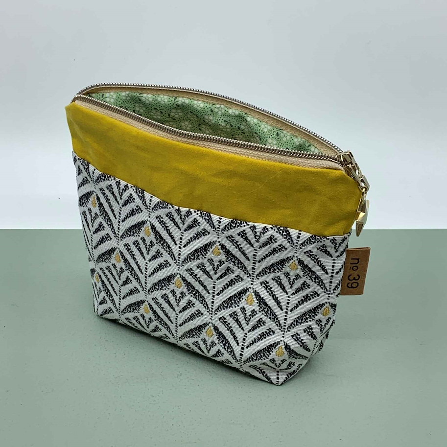Necessaire klein Muster gelb