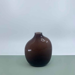 330023_vase braun.JPEG