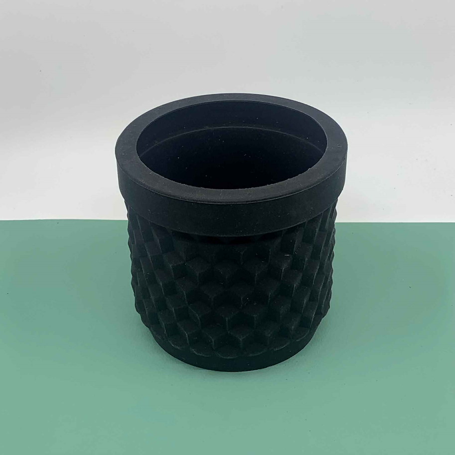 Topf schwarz