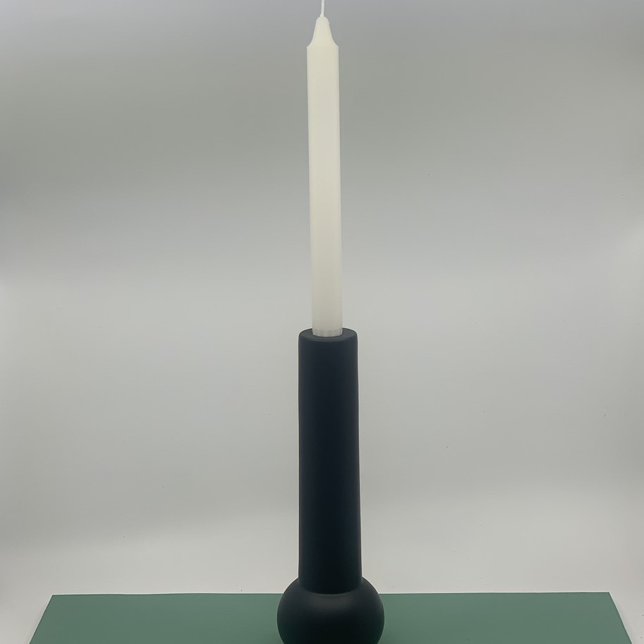 Kerzenhalter Kegelform