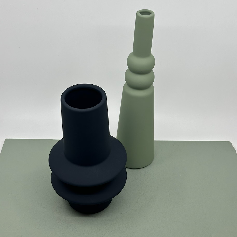 Vase Steingut 7.5x28.5cm grün