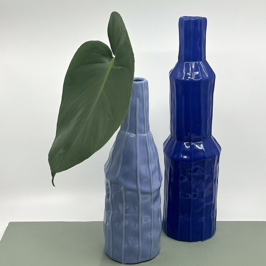 Vase Steingut hellblau